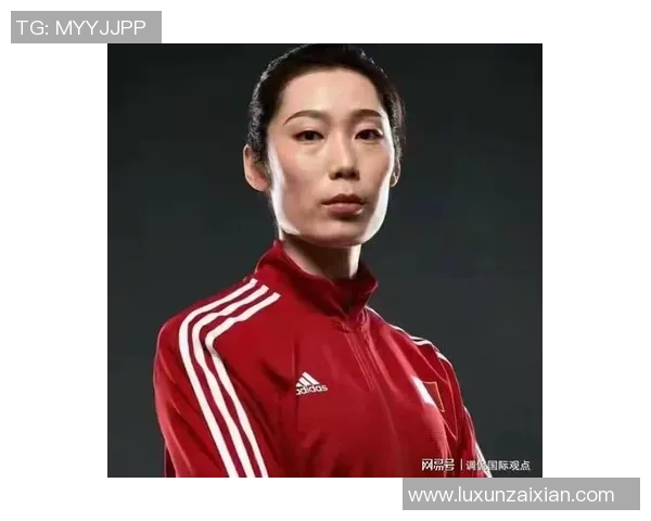 女友是中国足球球星我在场外见证她的拼搏与荣耀